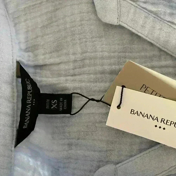 Banana Republic Gauze Button-Front Tee - Picture 12 of 13